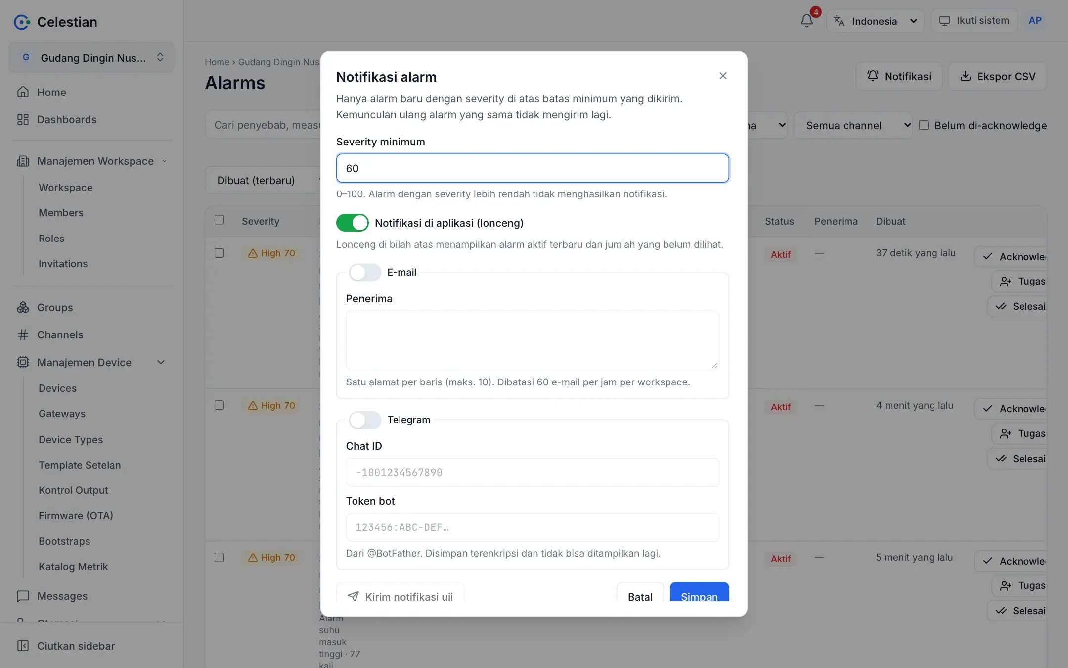 Dialog pengaturan notifikasi alarm: in-app, e-mail, dan Telegram.